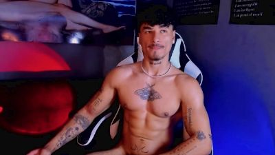 Thomas_fit1 webcam cam4 model stream image