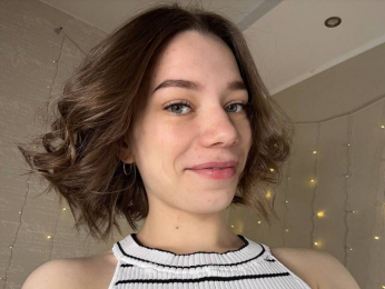 GenovevaGraubard webcam model stream image