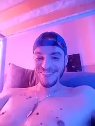 dritytan webcam model stream image