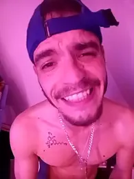 dritytan webcam model stream image