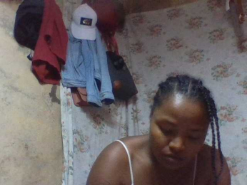 oliviaa webcam bongacams model stream image