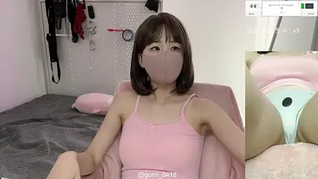 gumi_0418 webcam stripchat model stream image