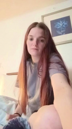 Lilbbyfreak webcam model stream image