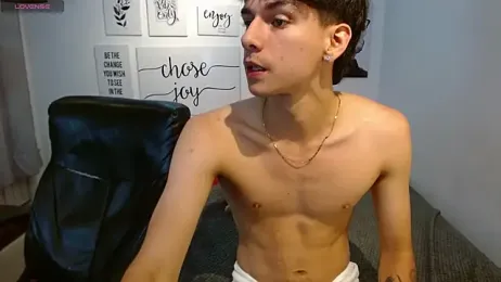 AmethystShadow17 webcam model stream image