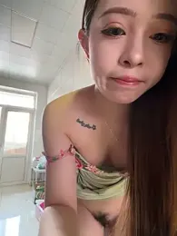 tuanzi125216 webcam model stream image