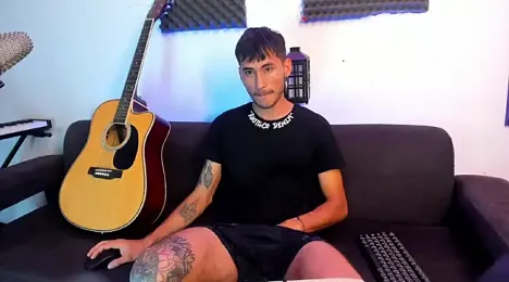 Henrikk_senn webcam model stream image