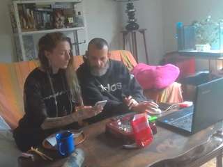 petitcouple4577 webcam model stream image