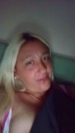 Manumelissa webcam model stream image