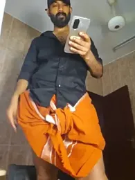 Mallukiran webcam model stream image