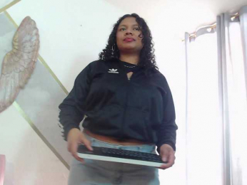 KeiraLuna webcam bongacams model stream image