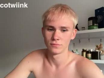 twiinknico webcam model stream image