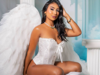 BellaHurst webcam model stream image