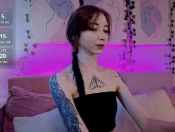 Ellen-Hops webcam model stream image