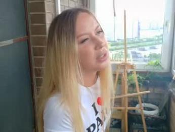 _mari_ webcam model stream image