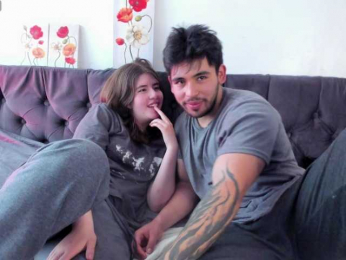 MichelandChris webcam bongacams model stream image