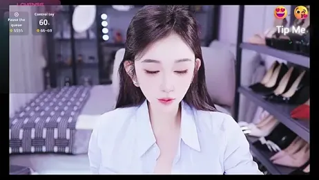 Liora- webcam model stream image