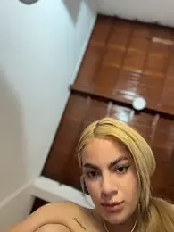 emiss_ webcam model stream image