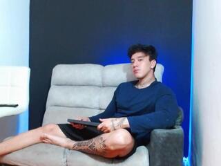 Justin Fuller webcam flirt4free model stream image