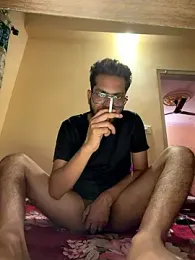 Stoner-boii-Cloudy-arhan webcam stripchat model stream image