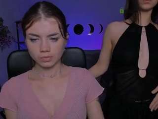 isabel-wave webcam model stream image