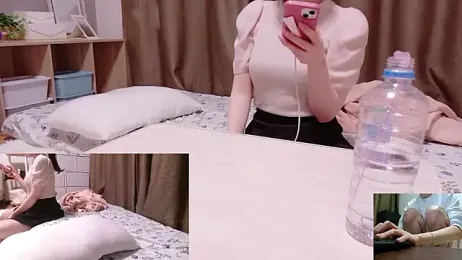 night_secrets_ webcam model stream image