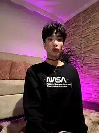 sue___0 webcam model stream image