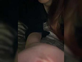 LollaDolly webcam model stream image