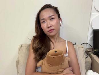 Naomi33 webcam model stream image