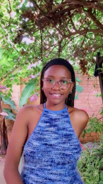 KynaFrenchy webcam model stream image