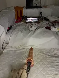 Ozge-SluttyScream69 webcam model stream image