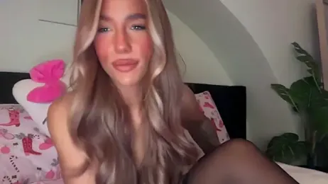 KENNIEXROSE webcam stripchat model stream image