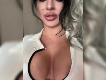 NotBellucci webcam bongacams model stream image