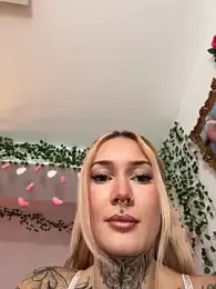 Stella-Kink webcam model stream image