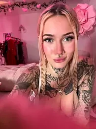 Stella-Kink webcam model stream image