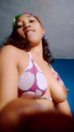 Chocomi webcam model stream image