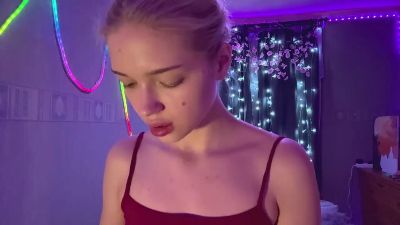 JuneVevea webcam model stream image