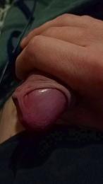 KTrashM webcam model stream image