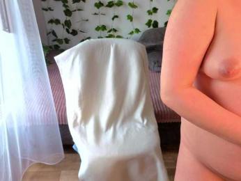 MonikaFoxys webcam bongacams model stream image
