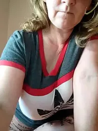 Elza01 webcam model stream image