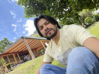 ChriisPretty webcam model stream image