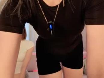 ettiehildred webcam model stream image