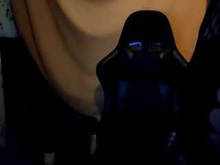 kutaskozla992 webcam model stream image