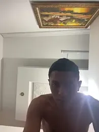 MielAndLeo webcam model stream image