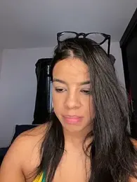 trianawhite webcam model stream image