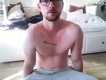 Mrlarox webcam model stream image