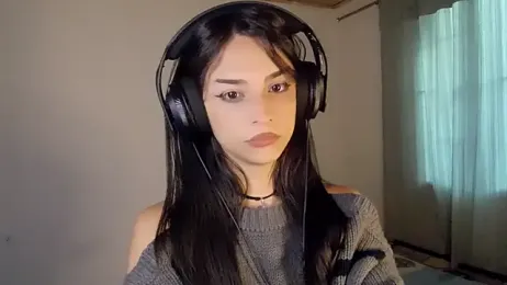 Dollbehavior_ webcam model stream image