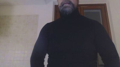 Mannextdoor1929 webcam model stream image