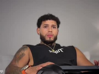 yamp_bigcock webcam model stream image