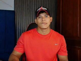 Charles Kinsgley webcam model stream image