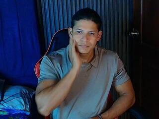 Charles Kinsgley webcam model stream image